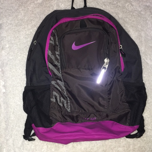 purple and black nike backpack